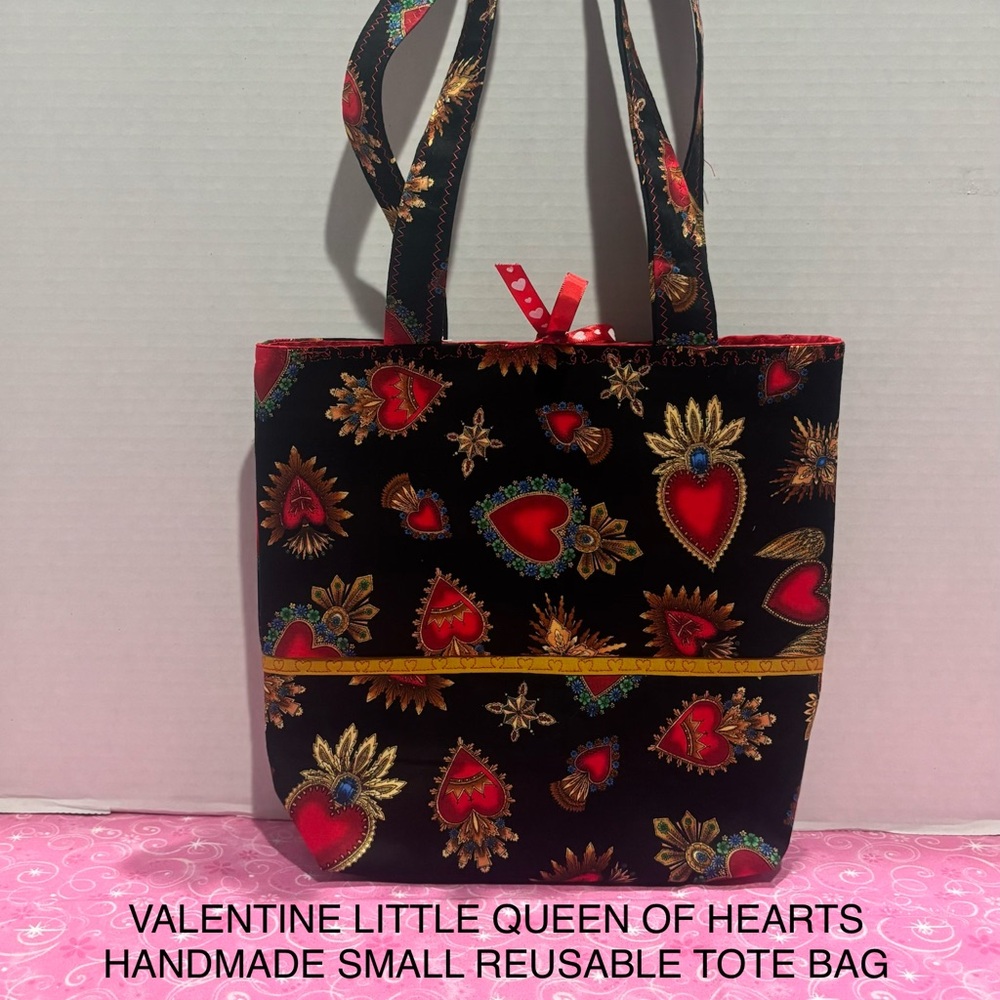 MOTHERS DAY LITTLE QUEEN OF SCARED HEARTS HANDMADE SMALL REUSABLE TOTE BAG